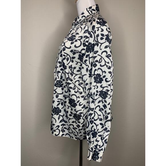 Black White Button Front Blouse Sz Medium Floral Print Sheer - Picture 3 of 8
